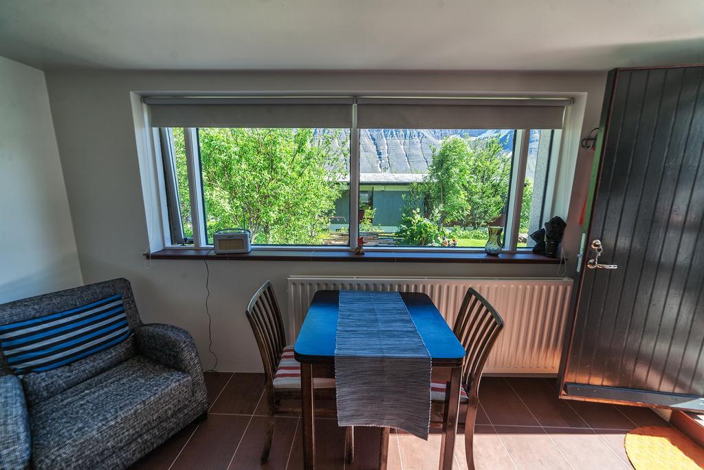 Solheimar Studio Apartment Ísafjörður Dış mekan fotoğraf